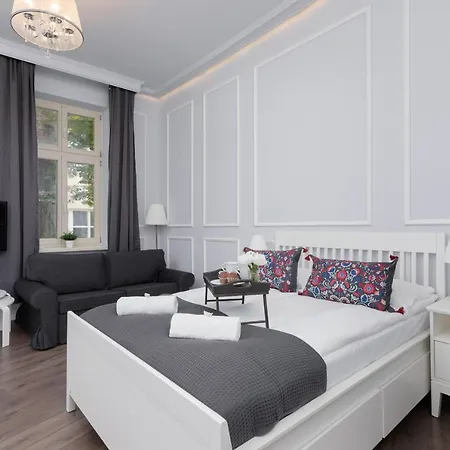 Perla Starego Miasta Kamienica Czapskich By Renters * Kraków
