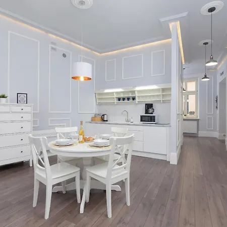 Perla Starego Miasta Kamienica Czapskich By Renters Krakau